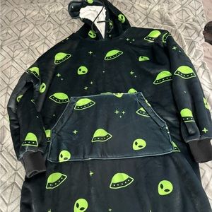 Giant oversized big Blanket co alien hoodie